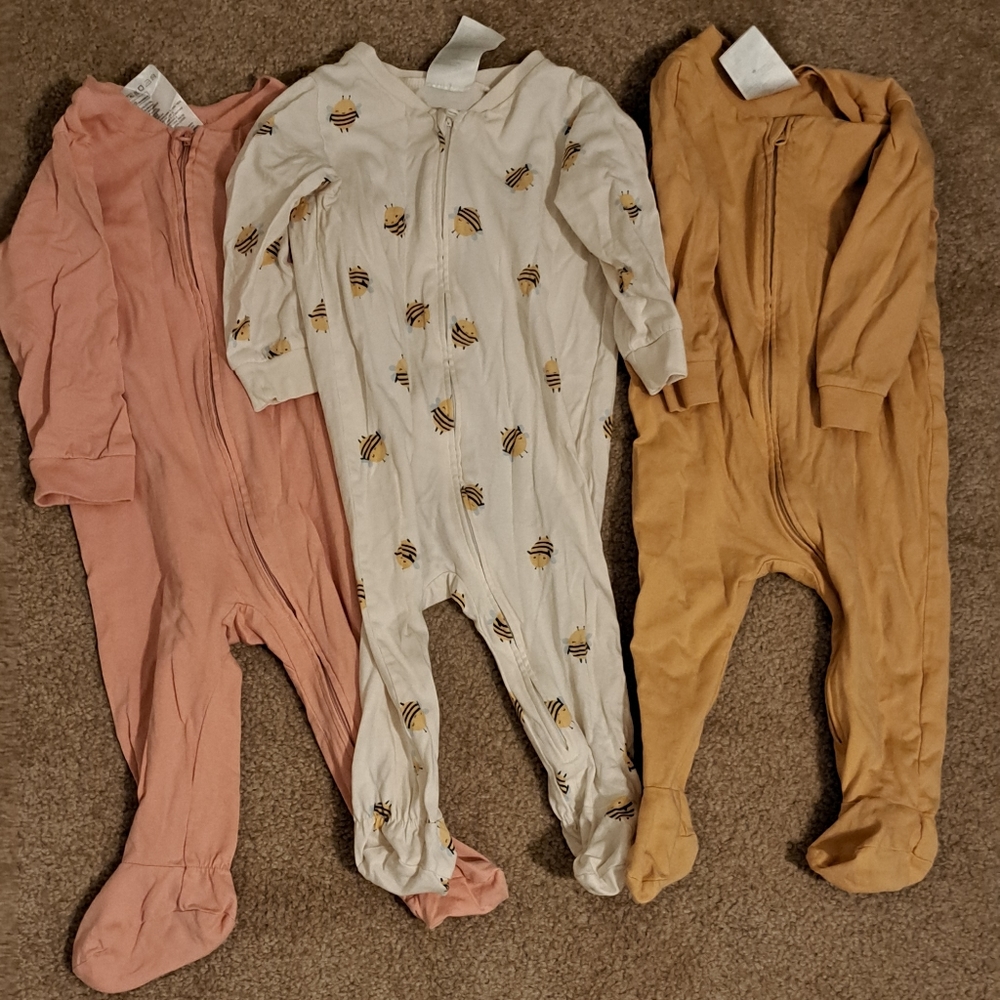 H&M pajama set EUC size 9 months